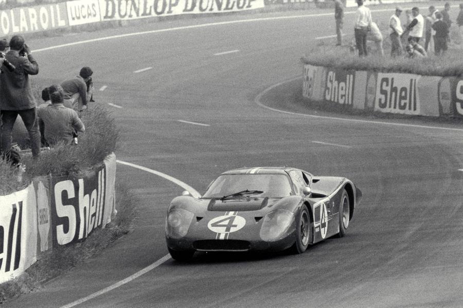  Ford GT40 (Mk IV) 1967 года  (фото 17 из 81)